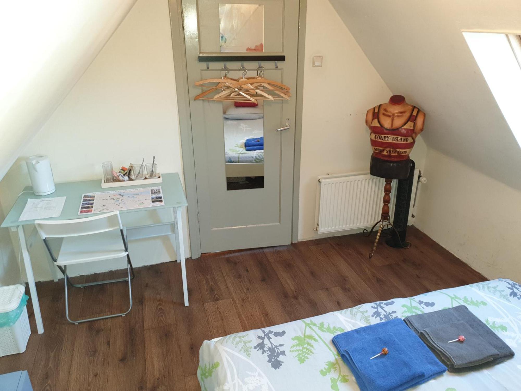 Bed & Bye Schiphol Apartment Badhoevedorp Phòng bức ảnh